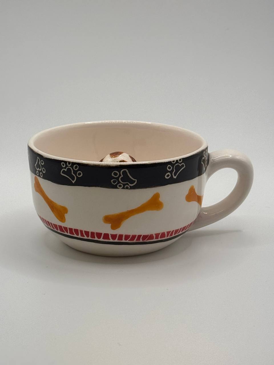 Überraschungsbecher